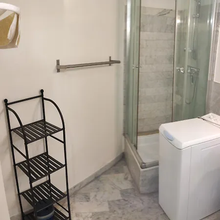 Apartment Studio Le Fidji - A 5m Du Centre - Face Au Port - Parking Prive